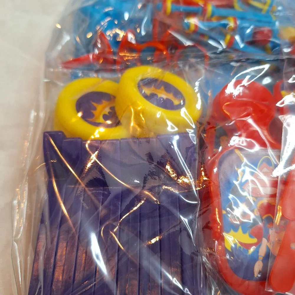 DC‎ Super Hero Girls 48 Piece Favor Pack Birthday Party Supplies New